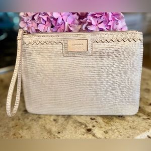 Stella & Dot Snake pattern pouch/wristlet.